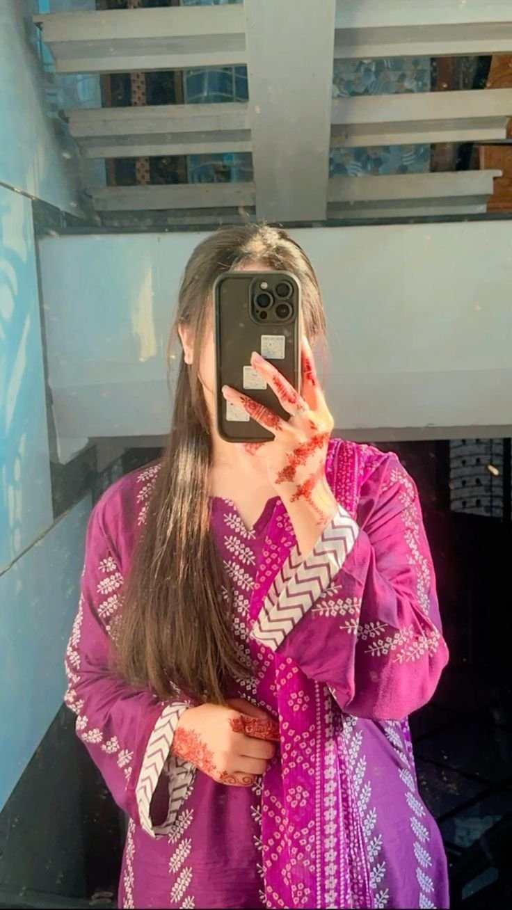 hidden face girl dp (3)