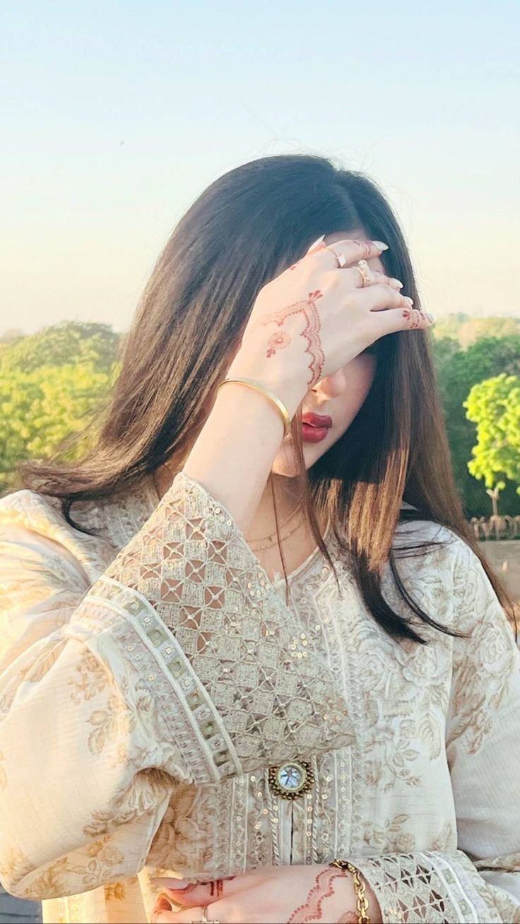 hidden face girl dp (51)