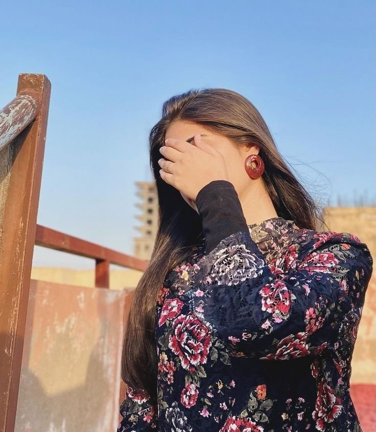 hidden face girl dp (66)