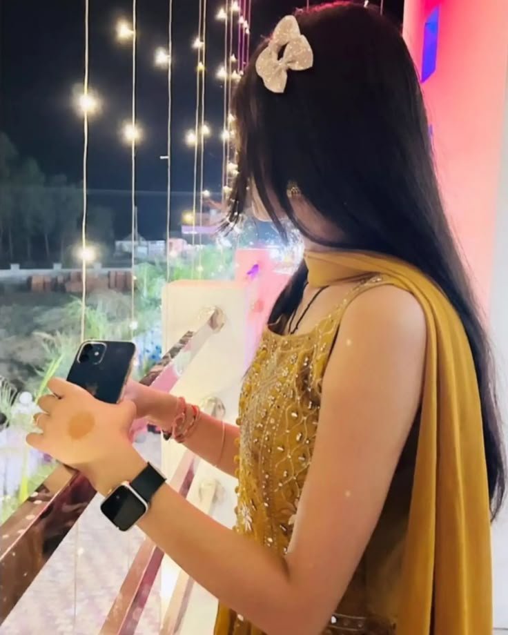 hidden face girl dp (71)