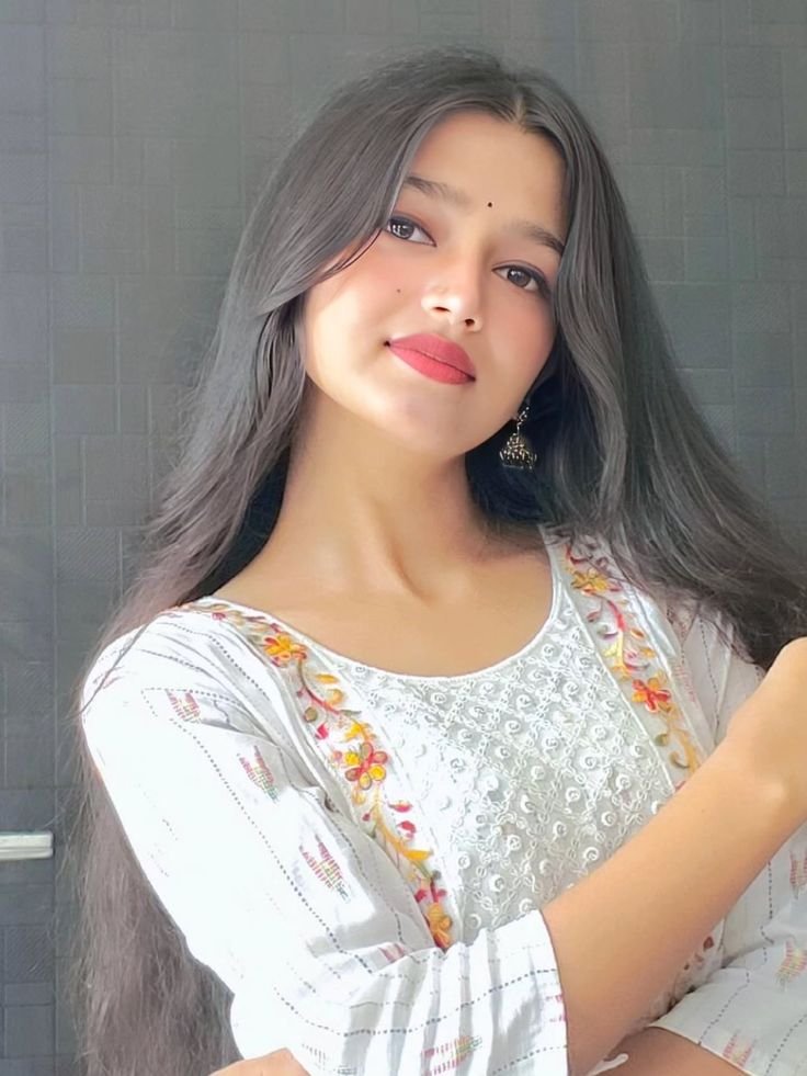 real simple girl image (21)