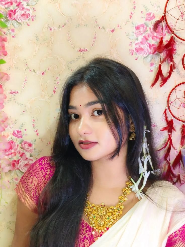 real simple girl image (28)